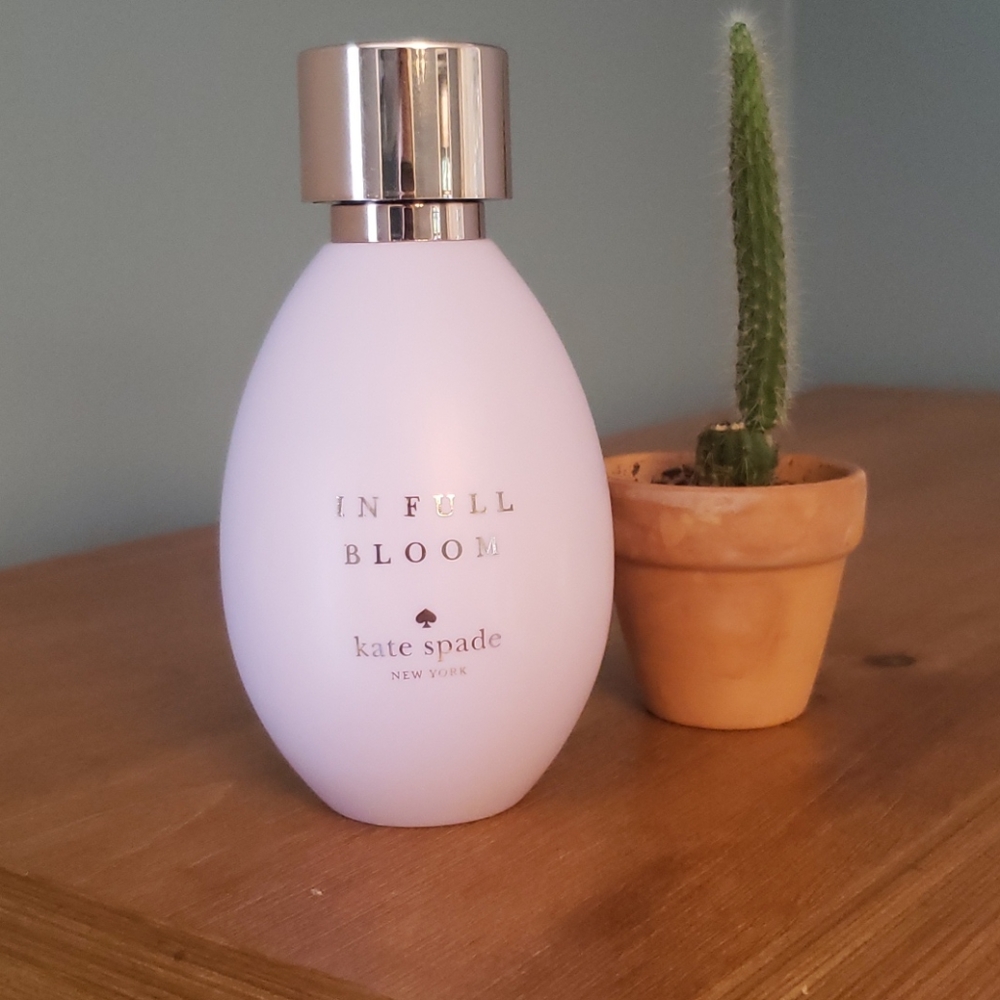 Kate Spade ♠️ In Full Bloom Lotion